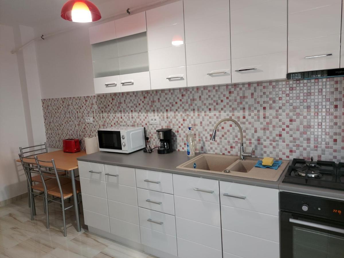 Apartament Bya Brown Valea Lupului  Zewnętrze zdjęcie